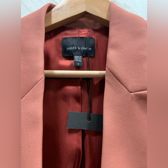 NWT! Judith & Charles blazer and cropped pant set - Picture 3 of 13